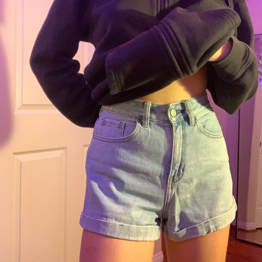 Pacsun light wash jean shorts